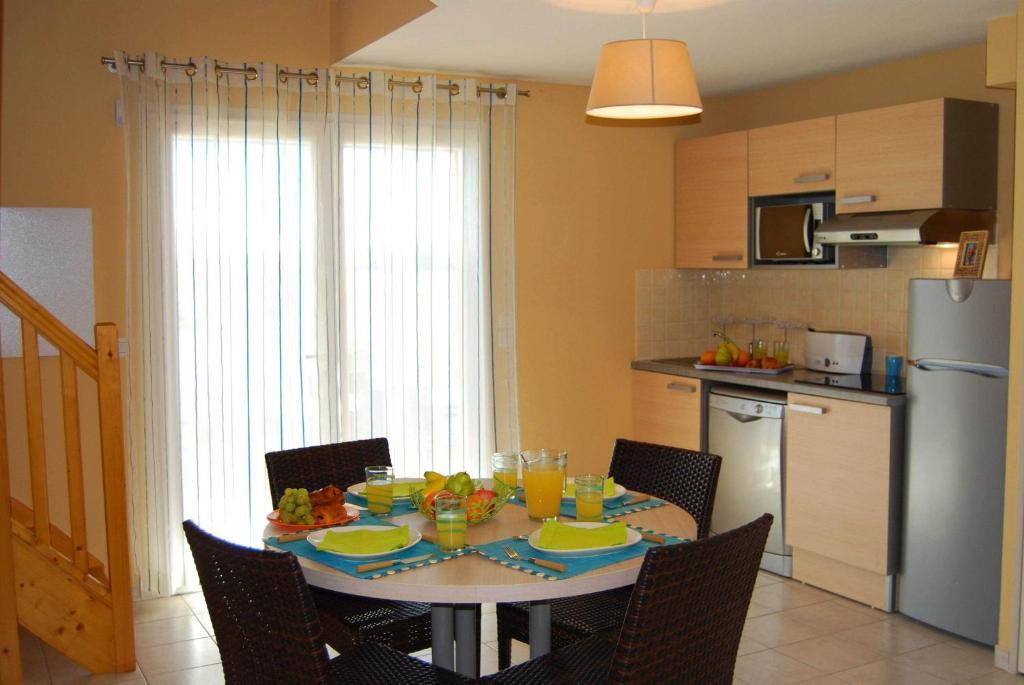 Lagrange Grand Bleu Vacances - Residence Le Mas De Torreilles Pokój zdjęcie